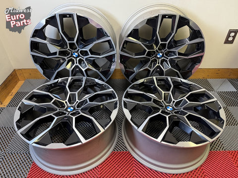 OEM 22" BMW Style 913M Wheels